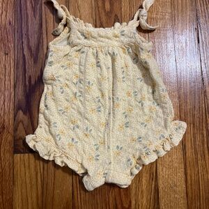 Charming Floral Kids Bodysuit in Cream